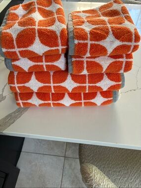 Orange Geometric Pattern Bath Towels - Soft Absorbent Set-